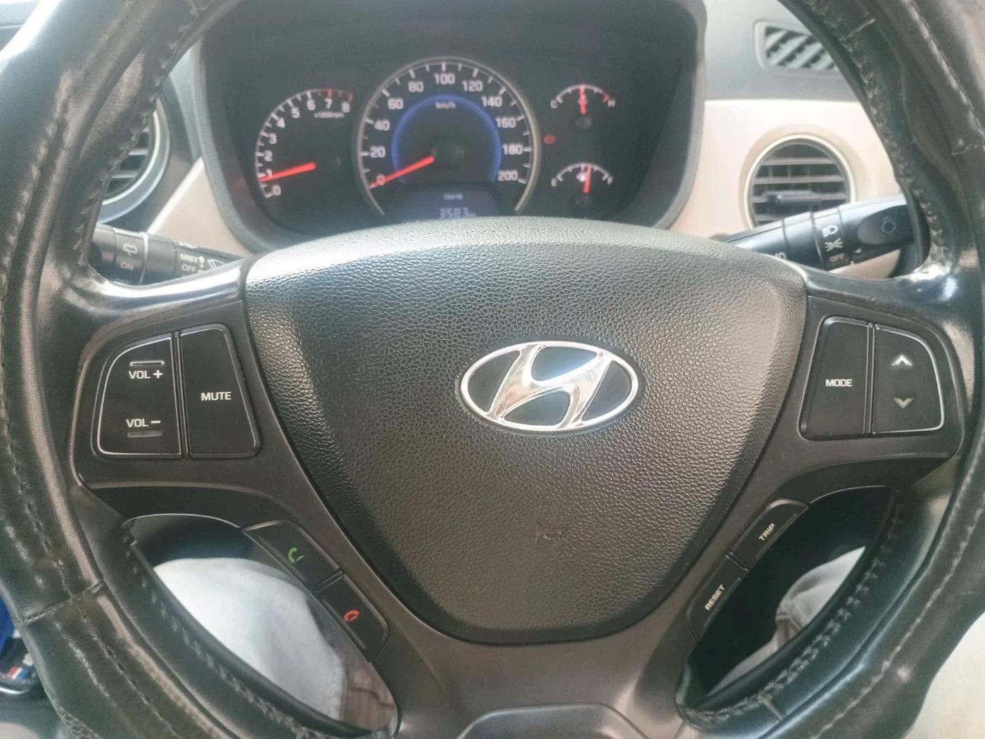 2014 Hyundai Grand i10 ASTA 1.2 KAPPA VTVT, Petrol, Manual, 97,646 km, interior