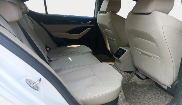 2021 Skoda Octavia L&K 2.0 AT, Petrol, Automatic, 33,861 km, interior