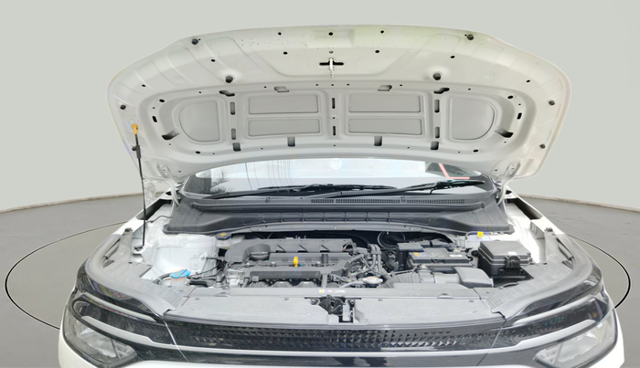 2024 KIA CARENS Prestige (O) 1.5 Petrol 7 STR, Petrol, Manual, 3,823 km, exterior