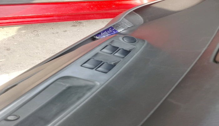 2011 Chevrolet Beat LT PETROL, Petrol, Manual, 58,033 km, interior