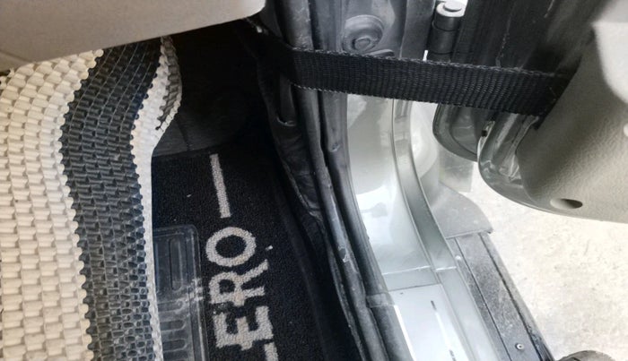 2022 Mahindra Bolero B6 (O), Diesel, Manual, 39,454 km, interior