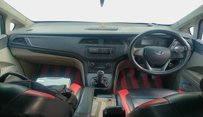 2018 Mahindra MARAZZO M2 8 STR, Diesel, Manual, 1,77,694 km, interior