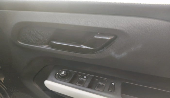 2022 Tata PUNCH ACCOMPLISHED MT, Petrol, Manual, 48,909 km, interior