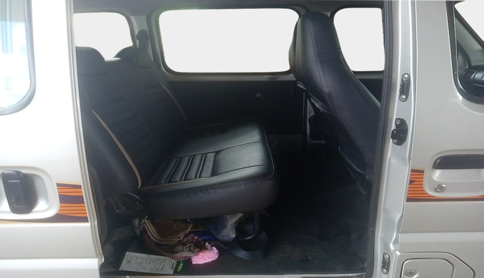 2022 Maruti Eeco 5 STR AC CNG (O), Petrol, Manual, 18,139 km, interior