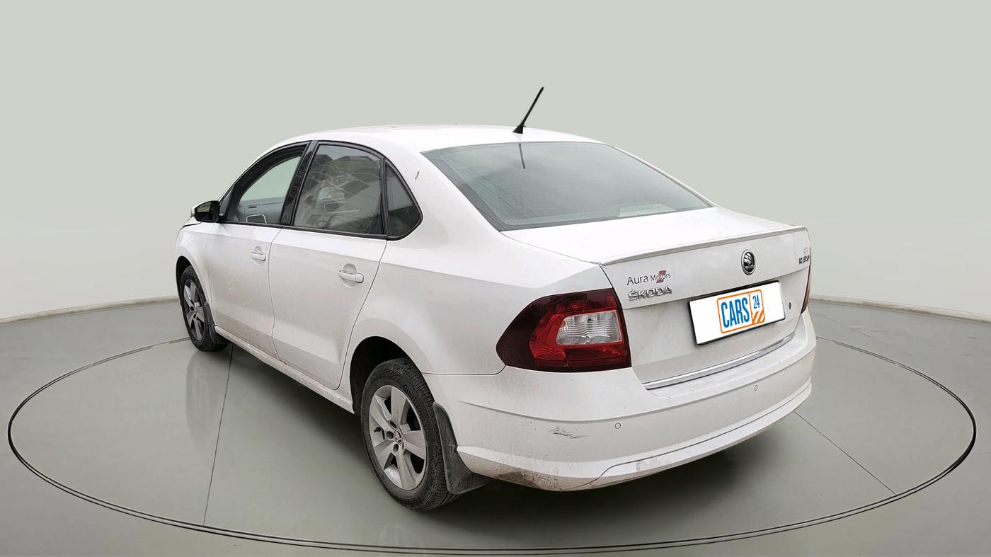 2017 Skoda Rapid STYLE 1.5 TDI AT, Diesel, Automatic, 2,60,094 km, exterior