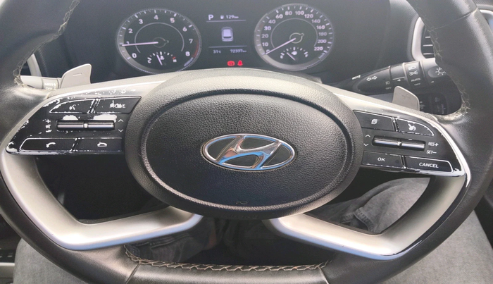 2022 Hyundai VENUE SX PLUS 1.0 TURBO DCT, Petrol, Automatic, 72,337 km, interior