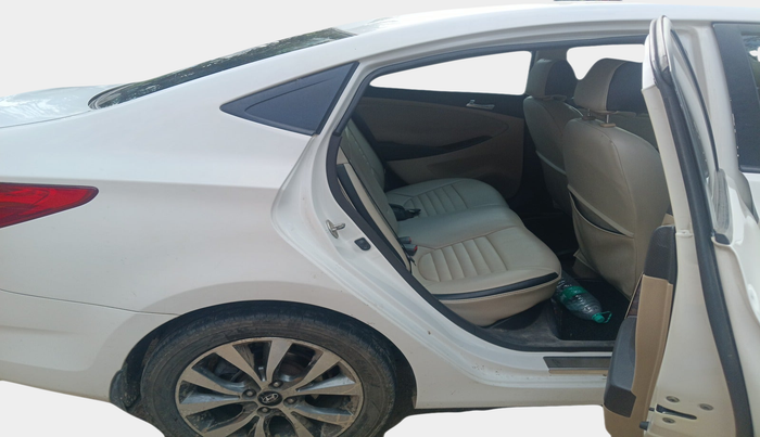 2013 Hyundai Verna FLUIDIC 1.6 CRDI SX, Diesel, Manual, 1,67,502 km, interior