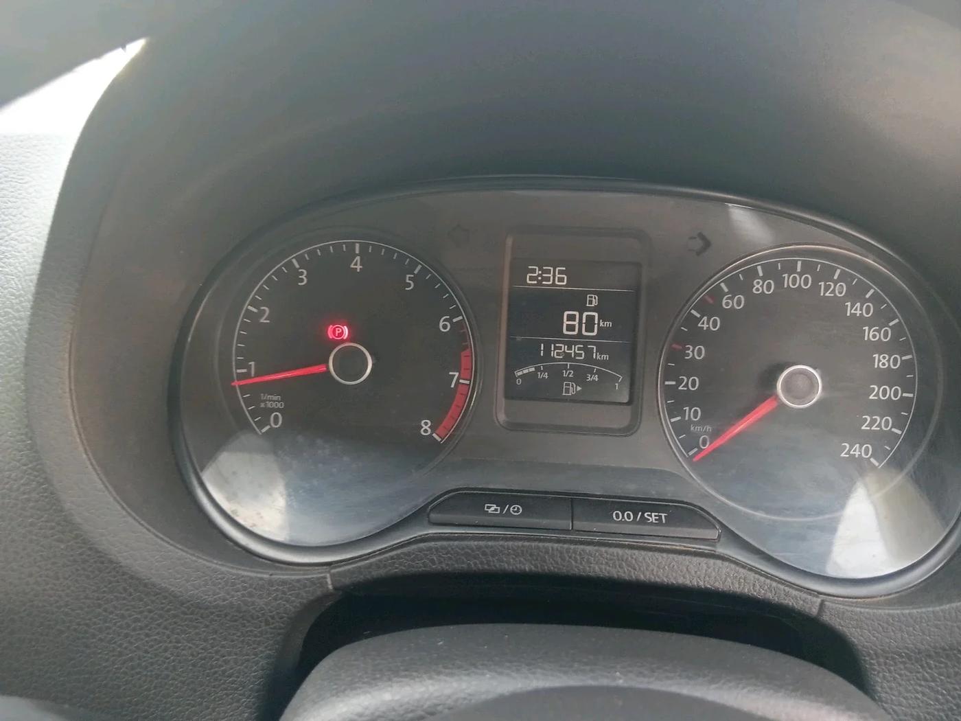 2017 Volkswagen Ameo HIGHLINE1.2L, Petrol, Manual, 1,12,457 km, interior