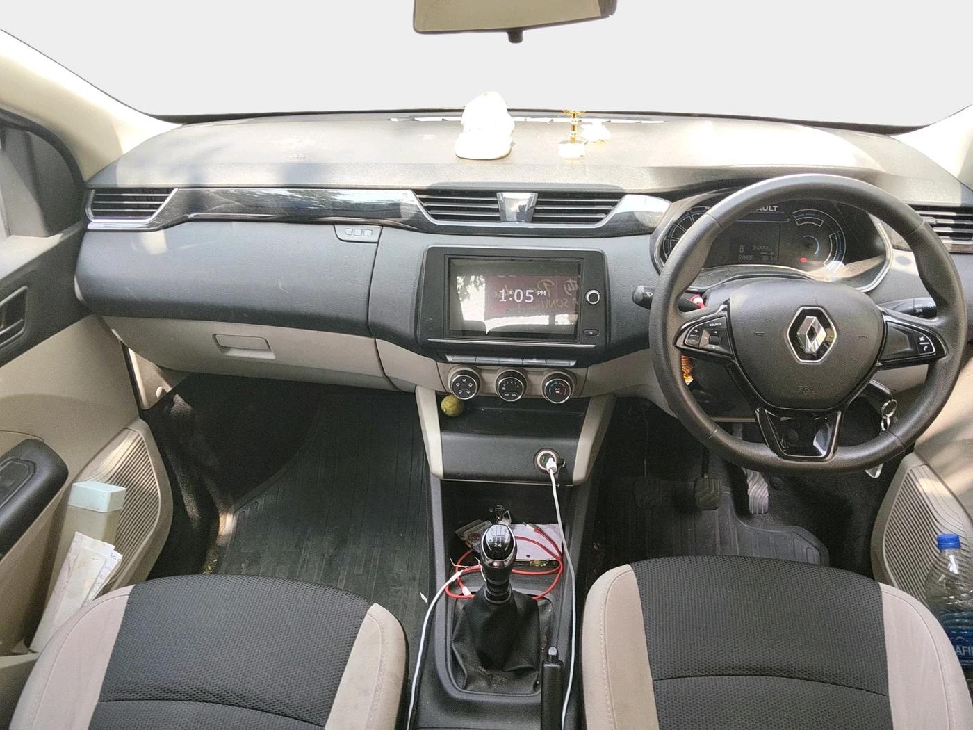 2021 Renault TRIBER RXT, Petrol, Manual, 34,222 km, interior
