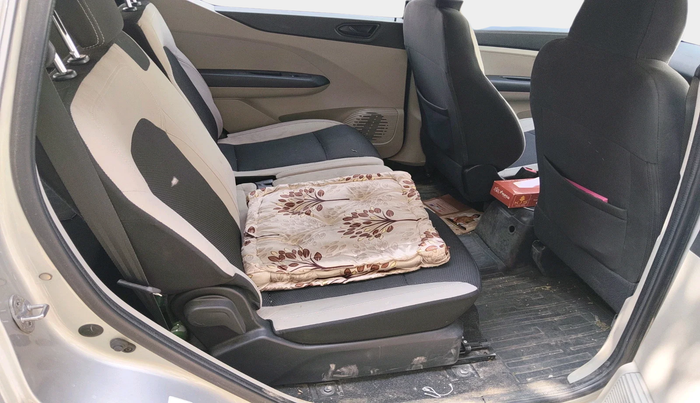 2021 Renault TRIBER RXT, Petrol, Manual, 34,222 km, interior