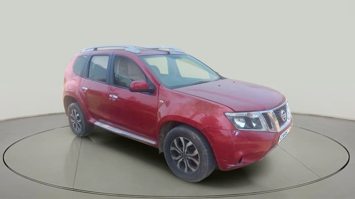 2015 Nissan Terrano XV D THP 110 PS, Diesel, Manual, 1,27,667 km, exterior