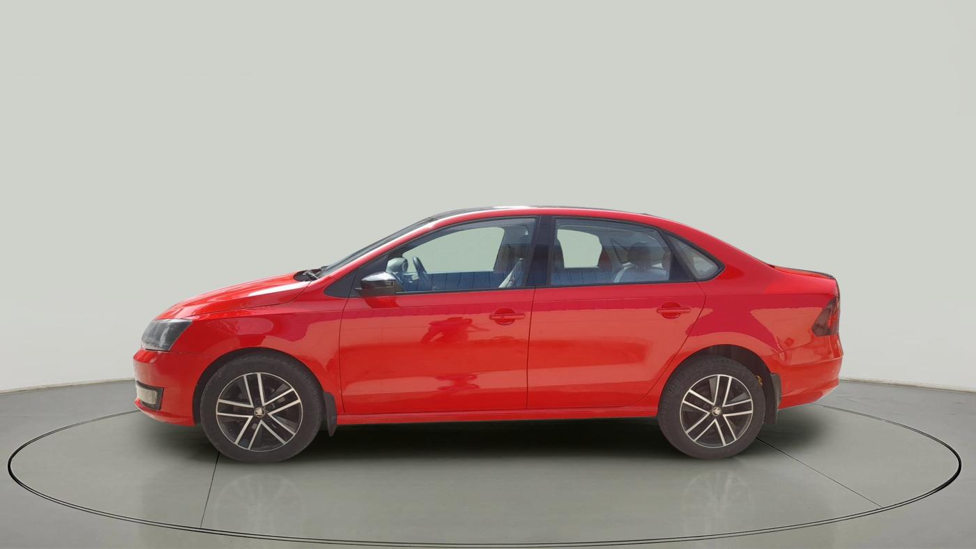2017 Skoda Rapid STYLE 1.5 TDI AT, Diesel, Automatic, 2,09,377 km, exterior