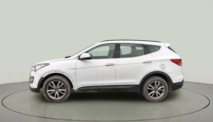 2015 Hyundai Santa Fe 4 WD AT, Diesel, Automatic, 2,07,244 km, exterior