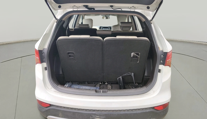 2015 Hyundai Santa Fe 4 WD AT, Diesel, Automatic, 2,07,244 km, exterior