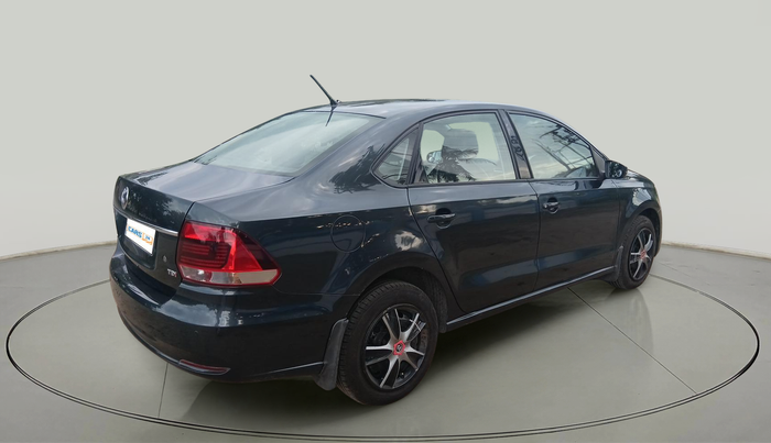 2017 Volkswagen Vento COMFORTLINE 1.6, Petrol, Manual, 61,708 km, exterior