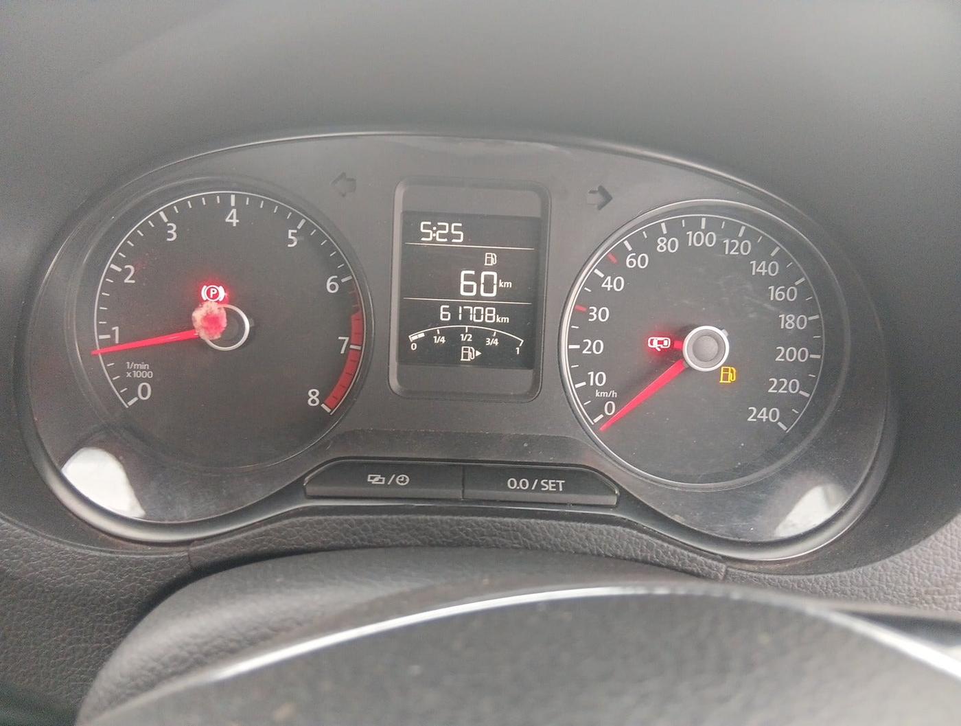 2017 Volkswagen Vento COMFORTLINE 1.6, Petrol, Manual, 61,709 km, interior