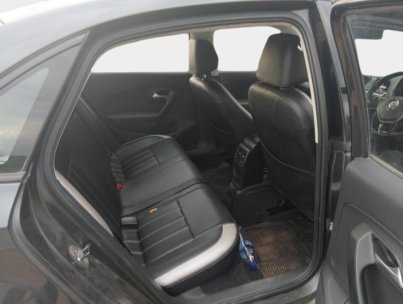 2017 Volkswagen Vento COMFORTLINE 1.6, Petrol, Manual, 61,709 km, interior