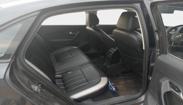 2017 Volkswagen Vento COMFORTLINE 1.6, Petrol, Manual, 61,708 km, interior