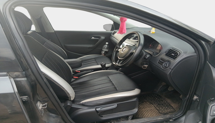 2017 Volkswagen Vento COMFORTLINE 1.6, Petrol, Manual, 61,708 km, interior