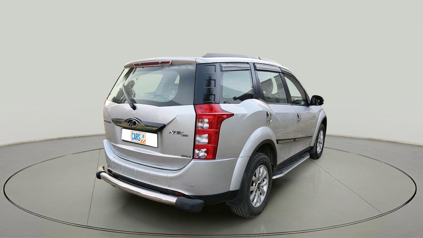 2016 Mahindra XUV500 W10, Diesel, Manual, 1,05,258 km, exterior