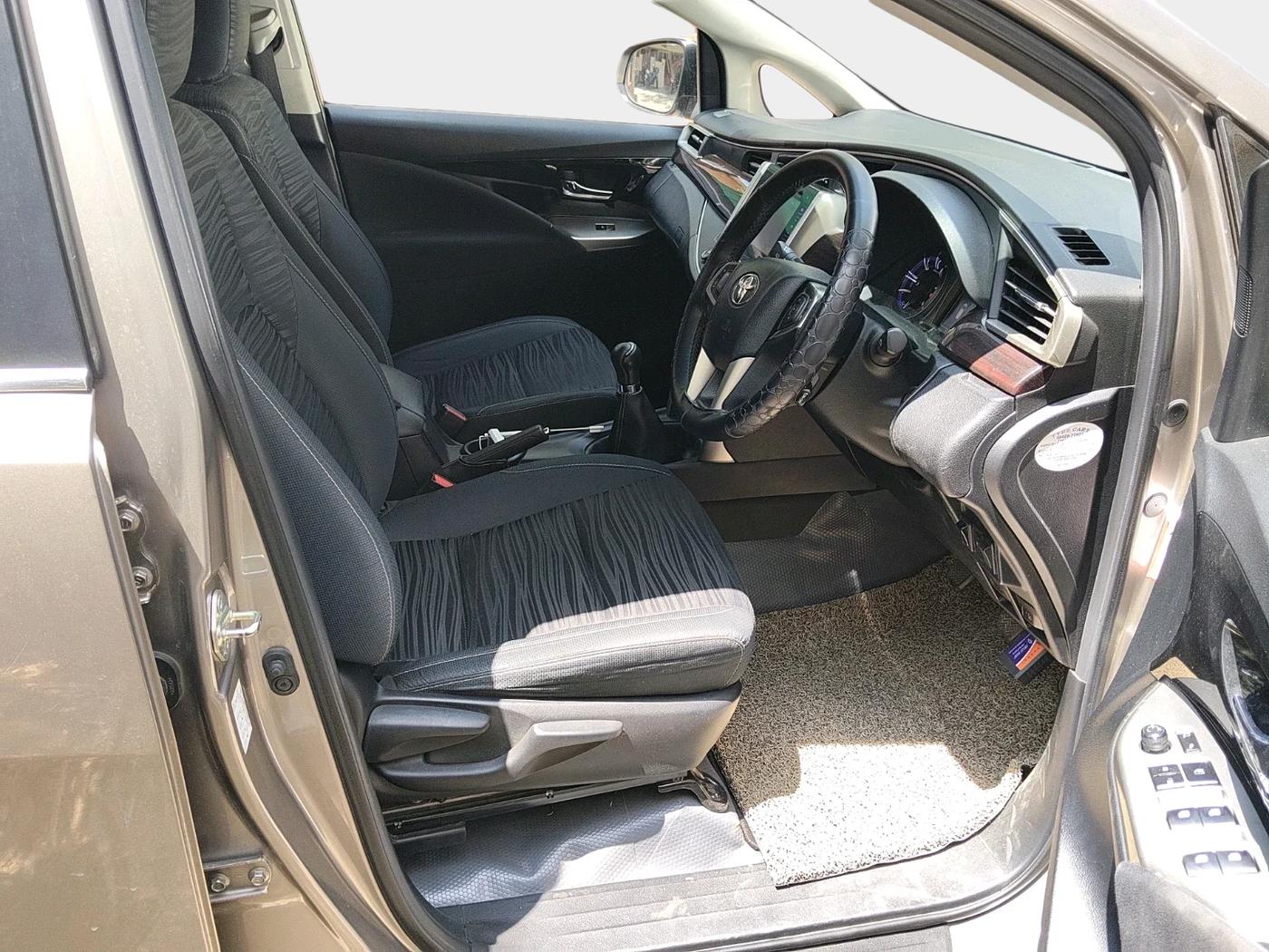 2018 Toyota Innova Crysta 2.4 VX 8 STR, Diesel, Manual, 75,259 km, interior