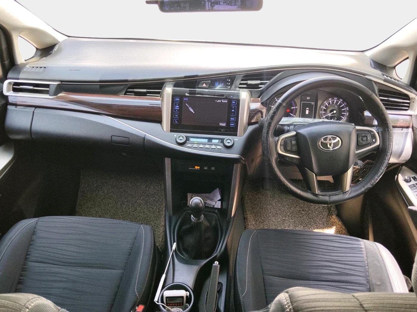 2018 Toyota Innova Crysta 2.4 VX 8 STR, Diesel, Manual, 75,259 km, interior