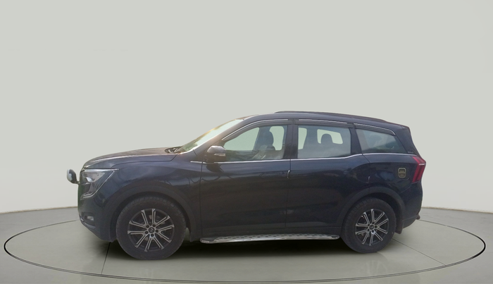 2022 Mahindra XUV700 AX 7 D AT 7 STR, Diesel, Automatic, 93,000 km, exterior