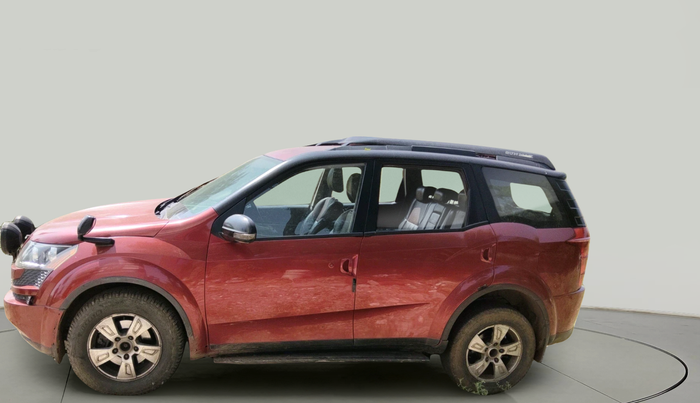 2011 Mahindra XUV500 W8, Diesel, Manual, 95,576 km, exterior