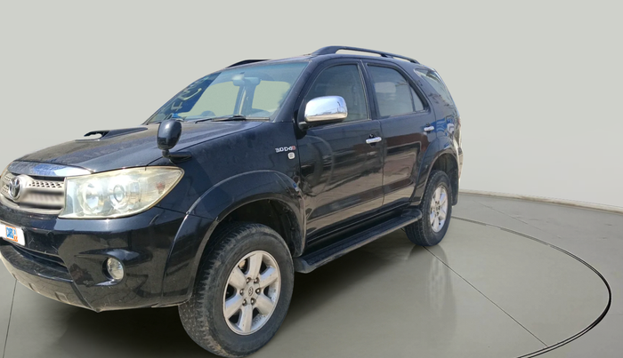 2011 Toyota Fortuner 3.0 4X4 MT, Diesel, Manual, 2,47,749 km, exterior