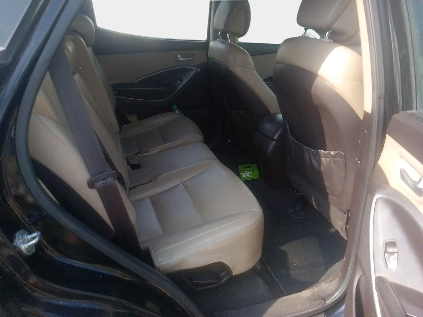 2014 Hyundai Santa Fe 4 WD AT, Diesel, Automatic, 1,69,588 km, interior