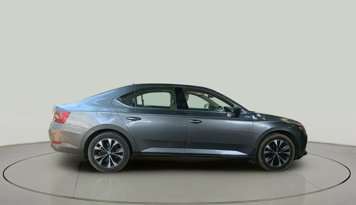 2022 Skoda Superb L&K 2.0 TSI AT, Petrol, Automatic, 37,388 km, exterior