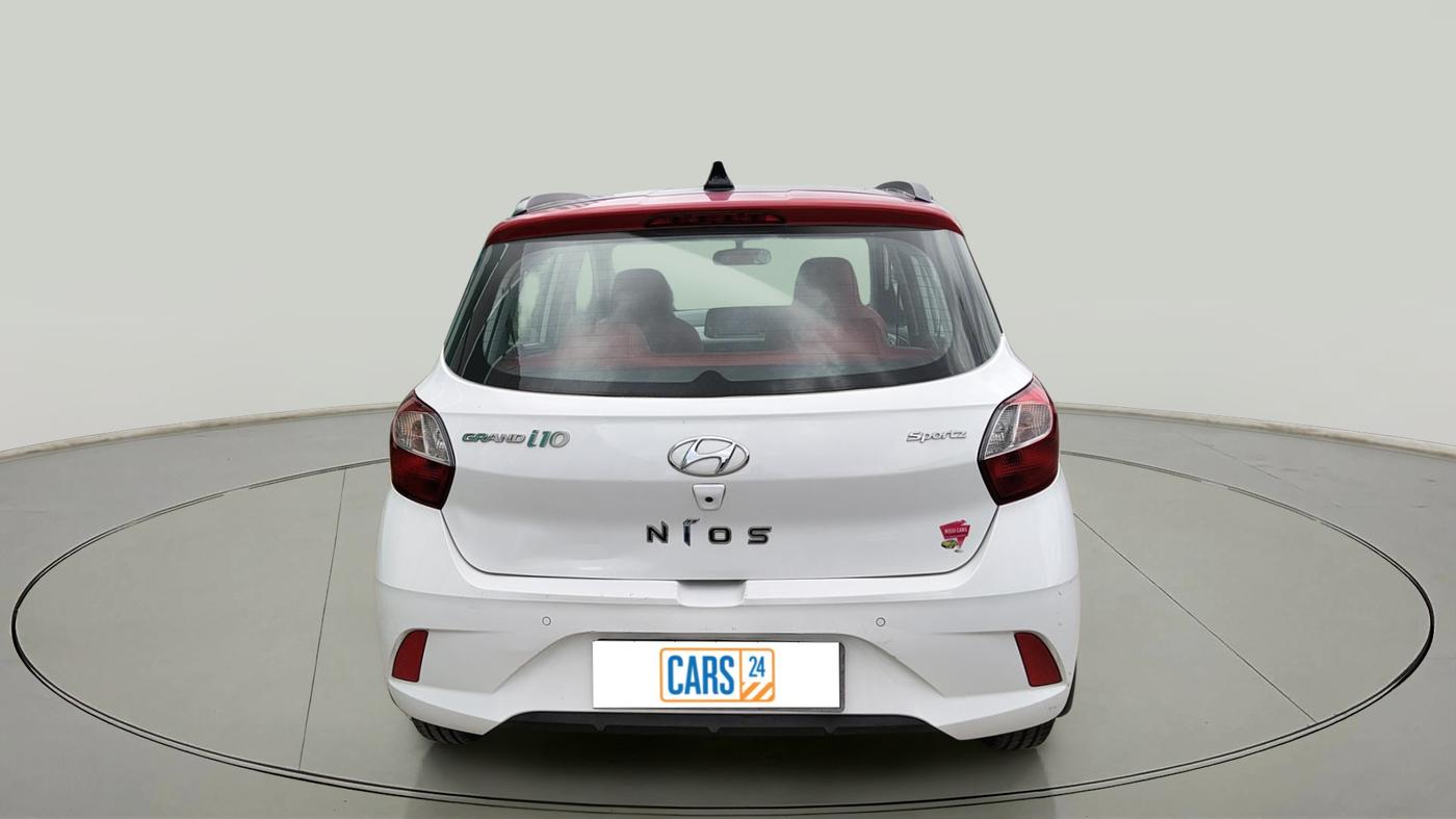 2022 Hyundai GRAND I10 NIOS SPORTZ AMT 1.2 KAPPA VTVT, Petrol, Automatic, 21,722 km, exterior