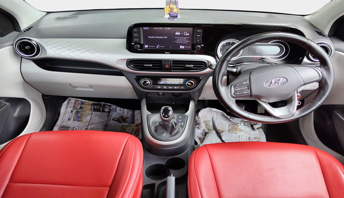 2022 Hyundai GRAND I10 NIOS SPORTZ AMT 1.2 KAPPA VTVT, Petrol, Automatic, 21,722 km, interior