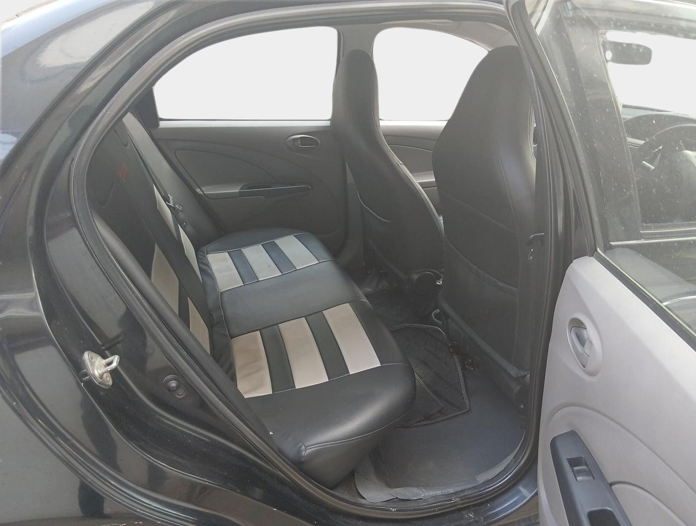 2011 Toyota Etios G, Petrol, Manual, 93,168 km, interior