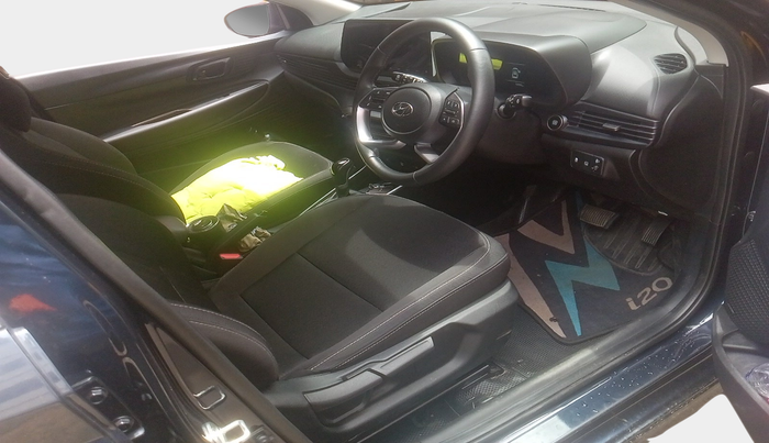 2023 Hyundai NEW I20 ASTA (O) 1.2 IVT, Petrol, Automatic, 13,452 km, interior