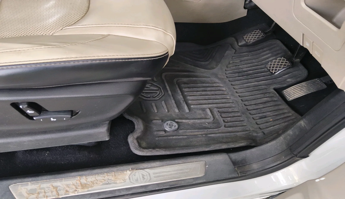 2021 MG HECTOR SHARP 2.0 DIESEL, Diesel, Manual, 1,82,556 km, interior