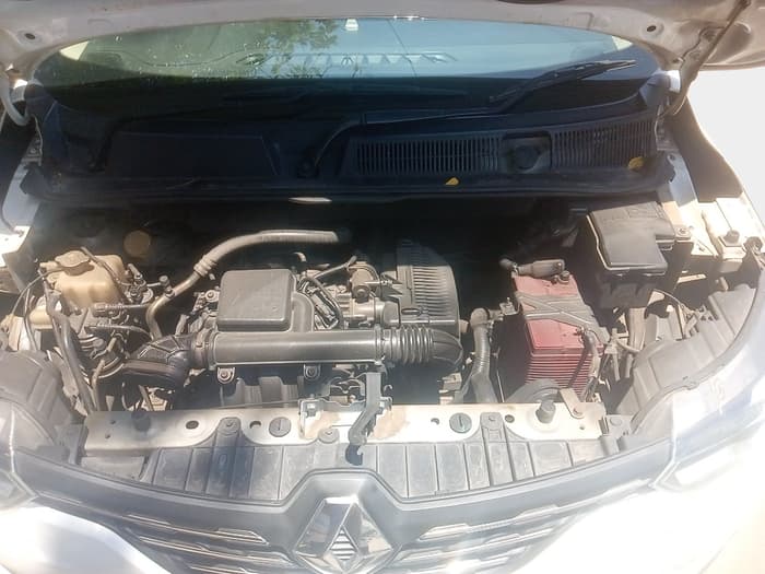2019 Renault TRIBER RXL MT, Petrol, Manual, 1,24,585 km, exterior