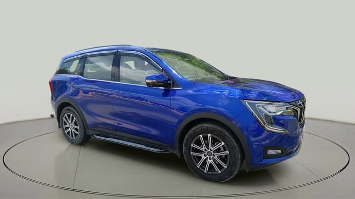 2022 Mahindra XUV700 AX 7 LUXURY P AT 7 STR, Petrol, Automatic, 34,320 km, exterior