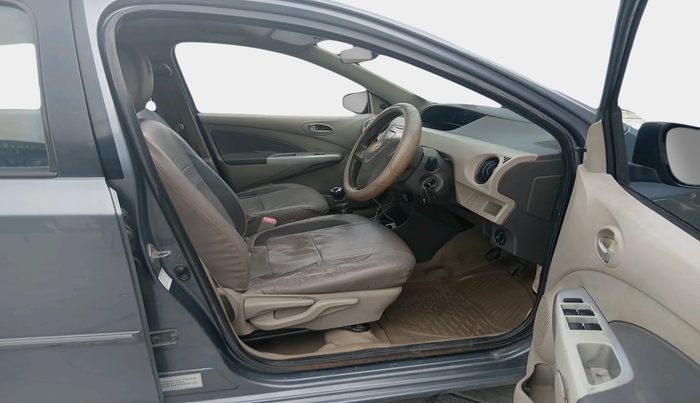 2013 Toyota Etios GD, Diesel, Manual, 2,39,342 km, interior