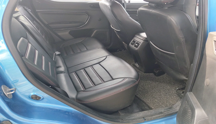 2022 Renault Kiger RXZ TURBO MT, Petrol, Manual, 30,878 km, interior