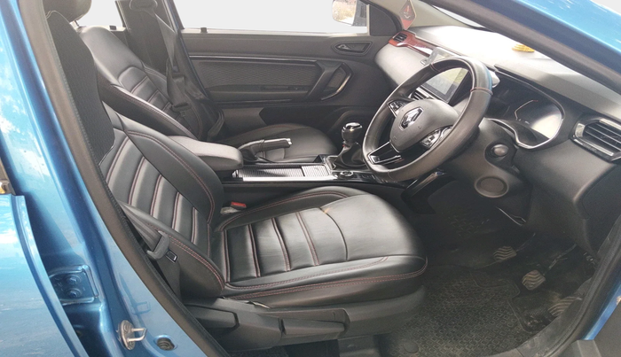 2022 Renault Kiger RXZ TURBO MT, Petrol, Manual, 30,878 km, interior