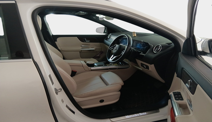 2021 Mercedes Benz GLA Class 220d, Diesel, Automatic, 34,074 km, interior