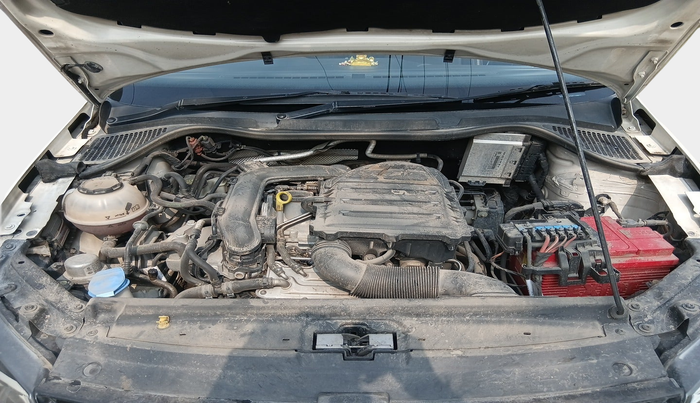 2021 Volkswagen Polo HIGHLINE PLUS 1.0L TSI AT, Petrol, Automatic, 84,154 km, exterior