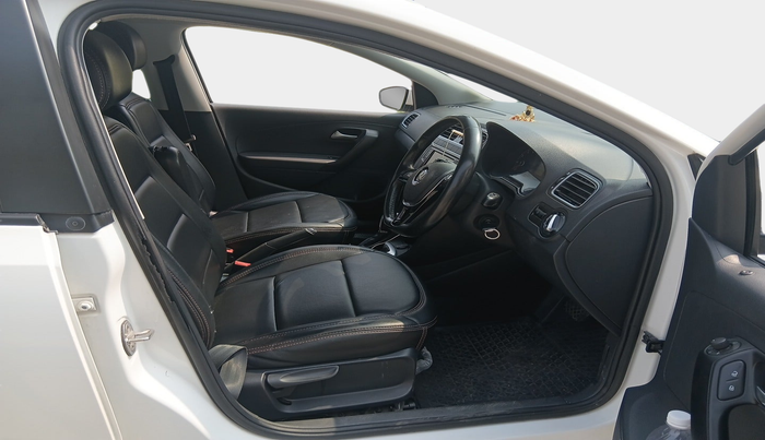 2021 Volkswagen Polo HIGHLINE PLUS 1.0L TSI AT, Petrol, Automatic, 84,154 km, interior