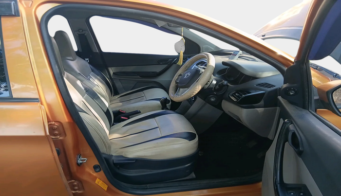 2017 Tata Tiago XT DIESEL, Diesel, Manual, 1,20,863 km, interior