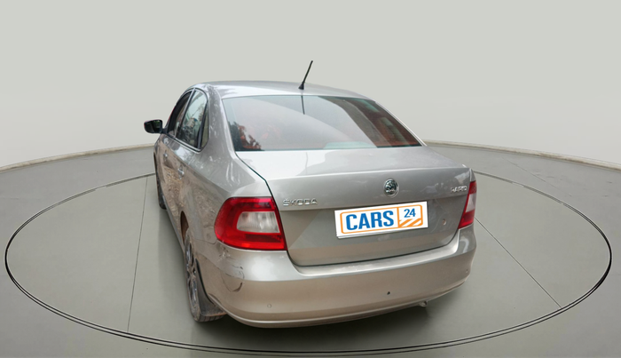 2014 Skoda Rapid 1.5 TDI CR ELEGANCE, Diesel, Manual, 1,55,794 km, exterior