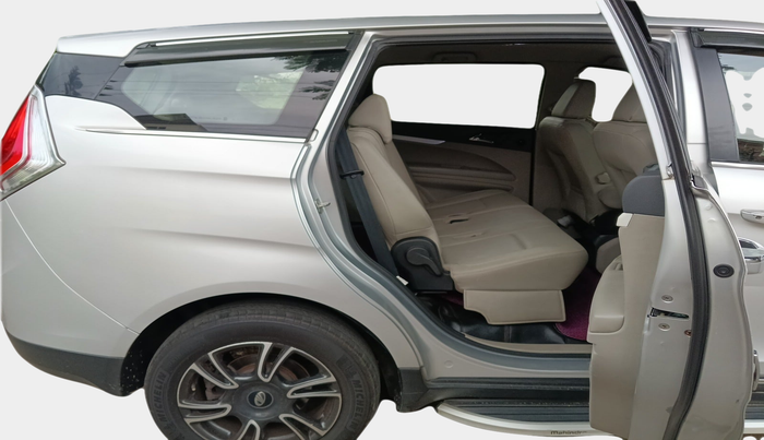 2019 Mahindra MARAZZO M8 8 STR, Diesel, Manual, 1,11,001 km, interior