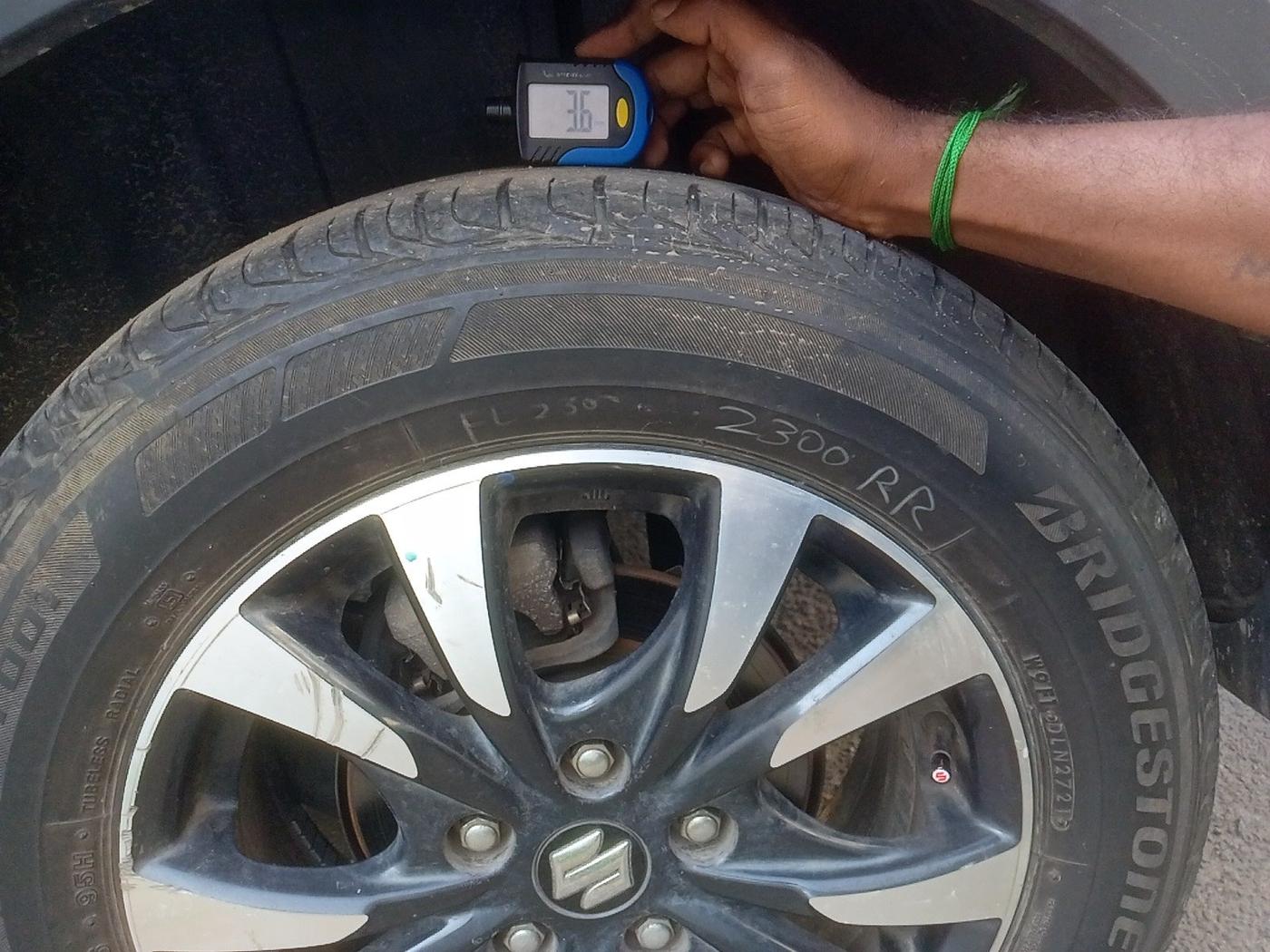 2018 Maruti S Cross ZETA 1.3, Diesel, Manual, 1,12,246 km, tyre