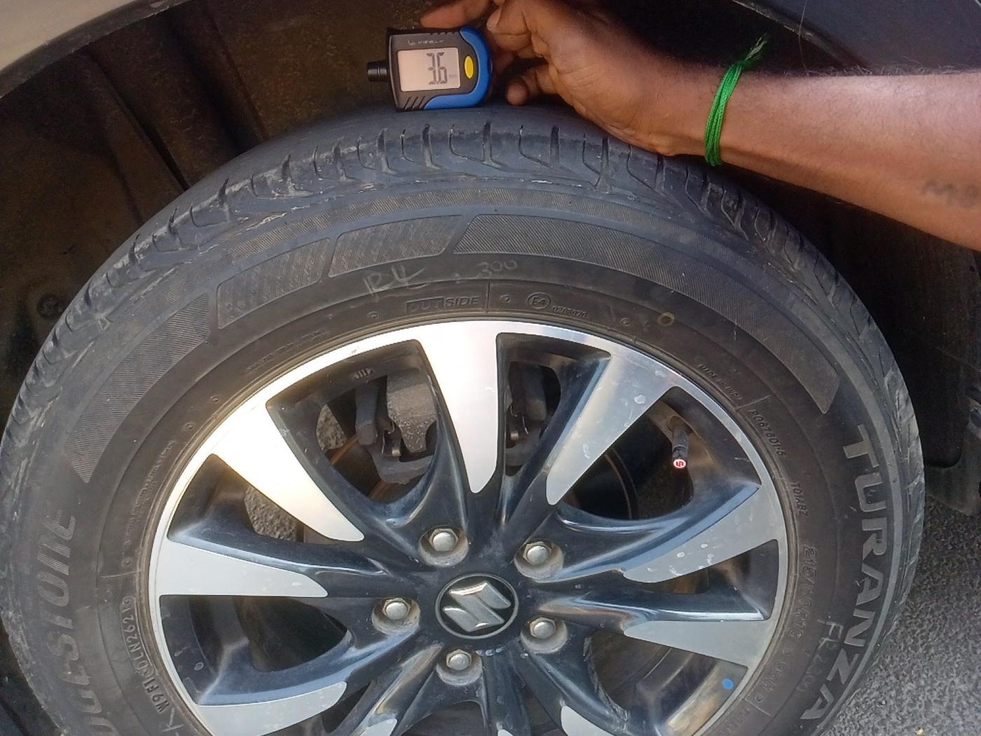 2018 Maruti S Cross ZETA 1.3, Diesel, Manual, 1,12,246 km, tyre