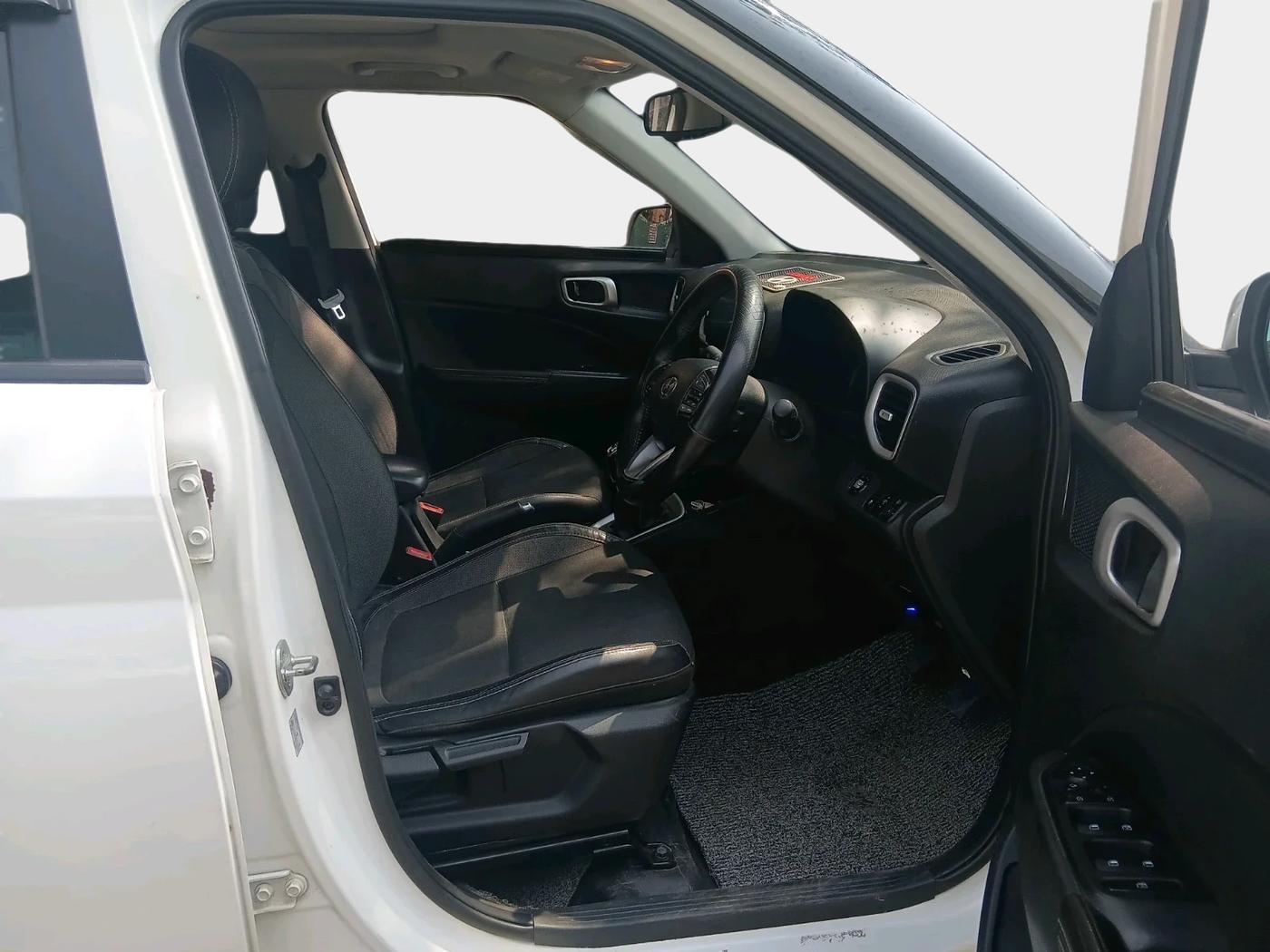 2019 Hyundai VENUE SX(O) 1.4 CRDI, Diesel, Manual, 1,70,917 km, interior